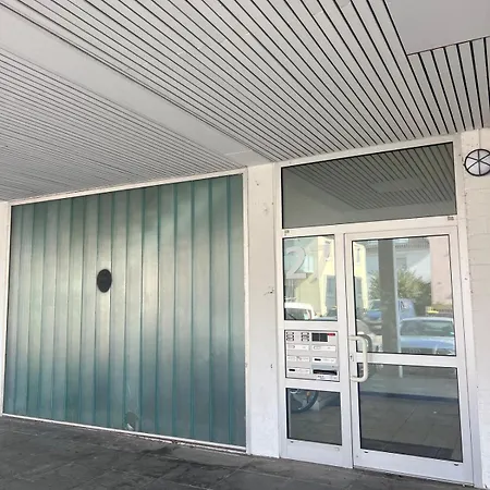 Stuttgart Fellbach-500 Meter Entfernt Von Bahnhof