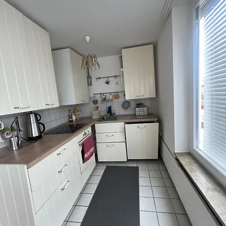 Stuttgart Fellbach-500 Meter Entfernt Von Bahnhof *